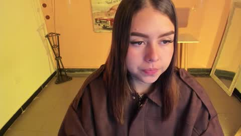 Snapshot of ariianabaker chatting on 11-29-25, 01:25 Arianna online show from 11-29-25, 01:25