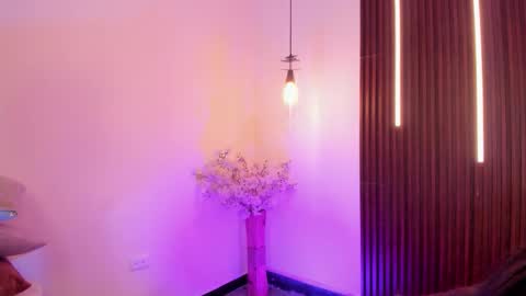 Snapshot of ariianabaker chatting on 02-21-26, 02:29 Arianna online show from 02-21-26, 02:29