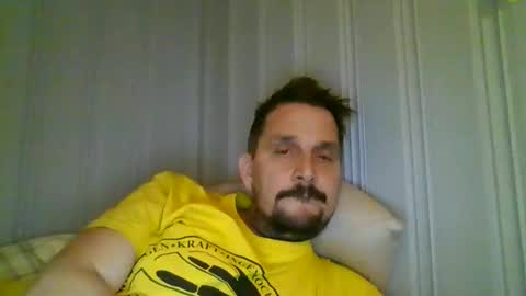 Snapshot of ariparikrigsmann chatting on 12-16-25, 07:41 ariparikrigsmann online show from 12-16-25, 07:41