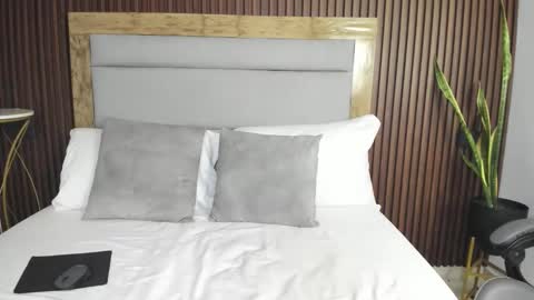 Snapshot of aris10_ chatting on 02-13-26, 07:43 A R I online show from 02-13-26, 07:43