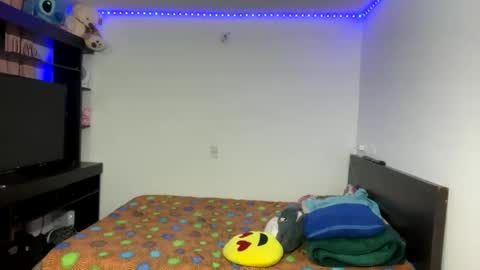 ariza1515 online show from 03-11-25, 11:12