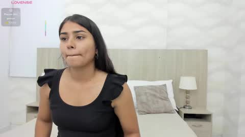 Arlet Powell online show from 11-24-25, 03:28