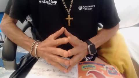 Snapshot of armaduradeacero chatting on 02-02-25, 02:56 armaduradeacero online show from 02-02-25, 02:56