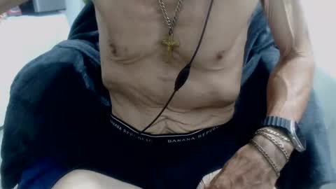 Snapshot of armaduradeacero chatting on 02-04-25, 10:10 armaduradeacero online show from 02-04-25, 10:10