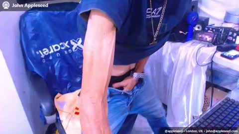 Snapshot of armaduradeacero chatting on 09-30-25, 04:50 armaduradeacero online show from 09-30-25, 04:50