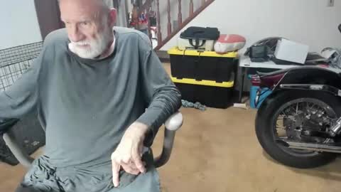 armalite16 online show from 01-08-26, 04:04