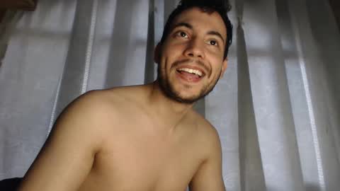 Snapshot of armando_2002 chatting on 01-29-25, 06:18 ARMANDO online show from 01-29-25, 06:18