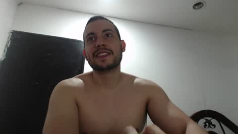 Snapshot of armando_2002 chatting on 07-13-26, 08:00 ARMANDO online show from 07-13-26, 08:00