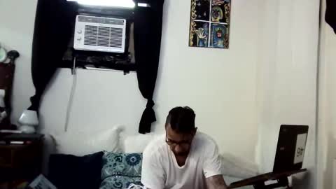 Snapshot of armstrong1718 chatting on 11-09-25, 10:08 armstrong1718 online show from 11-09-25, 10:08