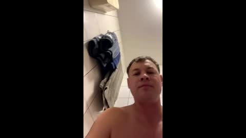 Snapshot of armyskater32 chatting on 10-22-25, 08:19 armyskater32 online show from 10-22-25, 08:19