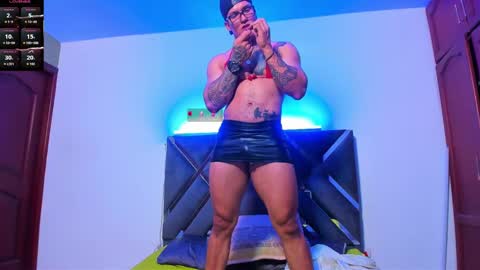 arnold sexy hot98 online show from 10-24-25, 04:25