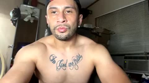 Snapshot of aroddriguezz2020 chatting on 09-11-25, 02:22 aroddriguezz2020 online show from 09-11-25, 02:22