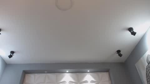 Arohom Lester online show from 10-28-25, 11:03