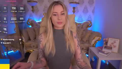 Snapshot of arolinanight chatting on 09-09-25, 10:09 AROLINA online show from 09-09-25, 10:09