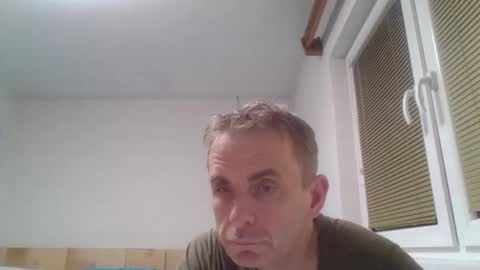 aromannn online show from 12-18-25, 05:41