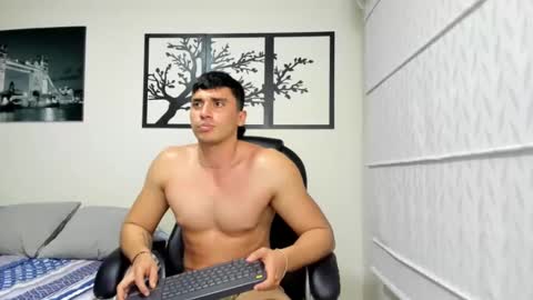 Aron-lake fit online show from 02-04-25, 07:40