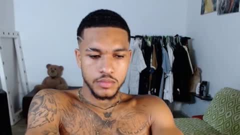 aron_7 online show from 12-30-24, 07:04