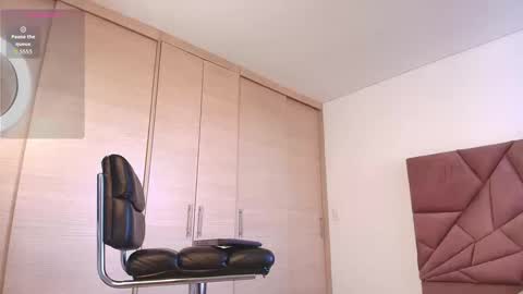 ARON BOLT online show from 09-23-25, 08:34