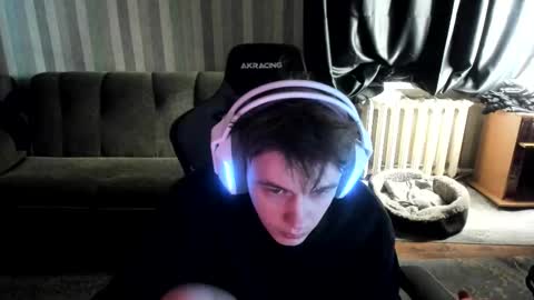 Snapshot of aron_neall chatting on 01-07-26, 07:44 biggest penis online show from 01-07-26, 07:44