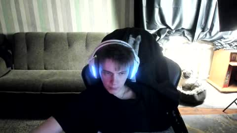 Snapshot of aron_neall chatting on 01-08-26, 06:05 biggest penis online show from 01-08-26, 06:05