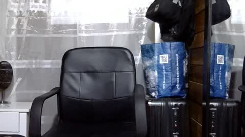 Aron G Franco online show from 09-17-25, 07:04