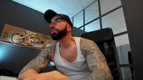 AronGrant online show from 02-05-25, 09:04