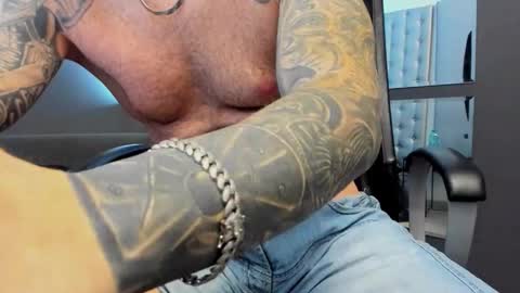 AronGrant online show from 11-09-25, 10:46