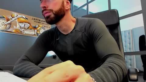 AronGrant online show from 02-18-26, 10:22