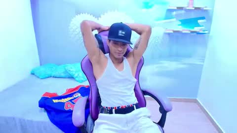 ARON LOPEZ online show from 01-16-26, 12:25