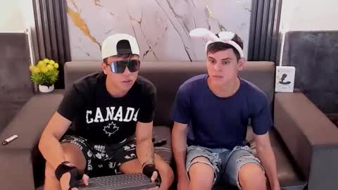 Aroon   online show from 04-04-26, 03:38