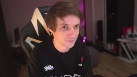 Alex online show from 12-14-25, 11:53