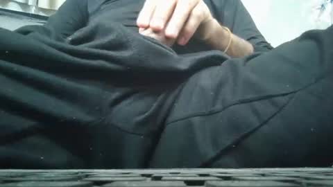 Snapshot of art_max99xxx chatting on 01-25-25, 01:21 art_max99xxx online show from 01-25-25, 01:21