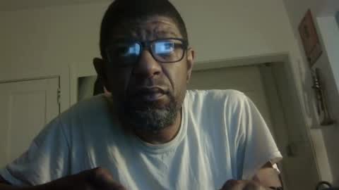 Arteblazze not daddy boy bitch or nigga online show from 10-19-25, 01:01
