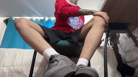 Snapshot of arteemiis chatting on 12-25-24, 08:40 online show from 12-25-24, 08:40