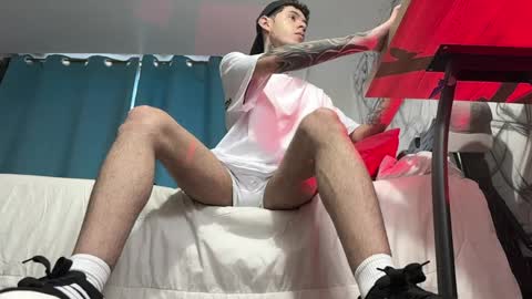 Snapshot of arteemiis chatting on 12-26-24, 09:37 online show from 12-26-24, 09:37