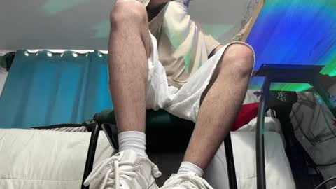 Snapshot of arteemiis chatting on 01-04-25, 10:49 online show from 01-04-25, 10:49