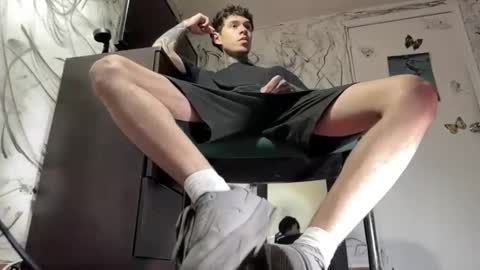 Snapshot of arteemiis chatting on 01-22-25, 10:40 online show from 01-22-25, 10:40