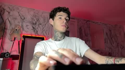 Snapshot of arteemiis chatting on 02-03-25, 10:00 online show from 02-03-25, 10:00