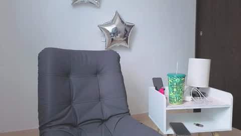 Snapshot of arteemiis chatting on 09-24-25, 06:55 online show from 09-24-25, 06:55