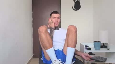   online show from 12-20-25, 12:01