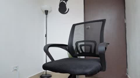   online show from 03-11-26, 09:26