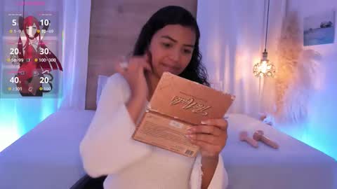 arteemisaa online show from 12-18-25, 02:17