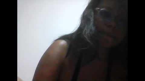 Snapshot of artemis951223 chatting on 12-24-24, 03:05 Artemis online show from 12-24-24, 03:05