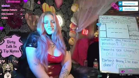 ArtsyHeartsyy online show from 09-30-25, 12:48