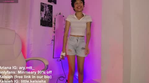 Snapshot of ary_and_kel chatting on 01-26-25, 05:13 Ariana and Kelsieh online show from 01-26-25, 05:13