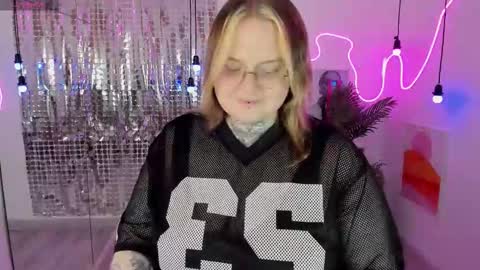 Arya online show from 11-12-25, 02:28