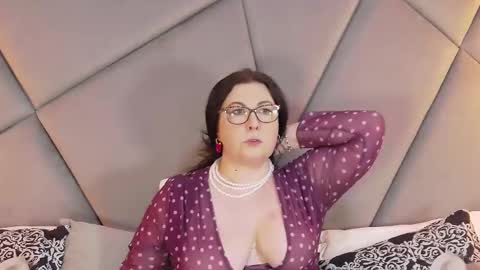 Snapshot of aryaeve chatting on 02-23-26, 06:33 Aryana online show from 02-23-26, 06:33