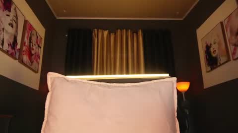 Snapshot of aryaparker chatting on 07-10-26, 02:52 Arya Parker online show from 07-10-26, 02:52