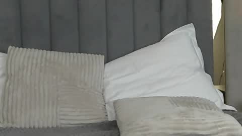 AryaTessa online show from 02-21-25, 11:44