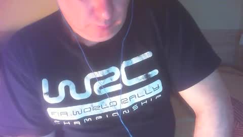 Snapshot of as3ix chatting on 12-13-25, 10:04 as3ix online show from 12-13-25, 10:04